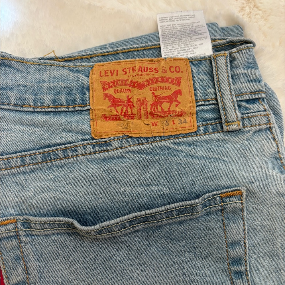Levi’s (I think 502s) 36x34